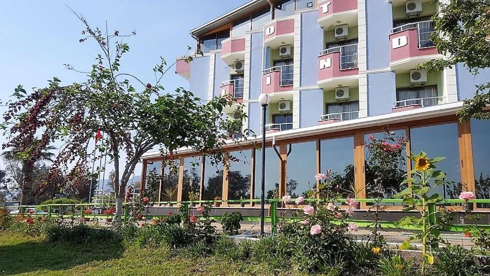 Linda Butik Otel Guemuelduer İzmir Eksteriør bilde